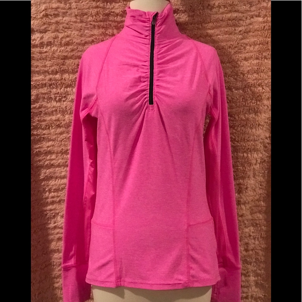 Cute Zipfront Pullover